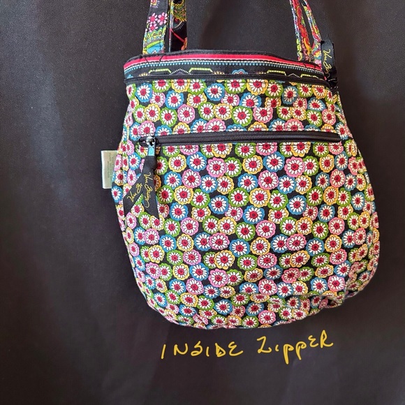 VERA BRADLEY quilted shoulder bag. Jewel tone colors.  EXCELLENT new condition. - Picture 4 of 13